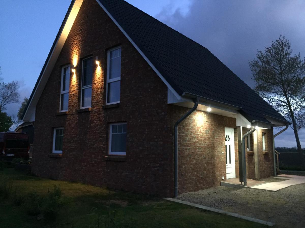 Ferienhaus-Hemmerdeich Oldenswort Esterno foto